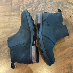 Sorel Womens Emilie Chelsea Black Leather Ankle Bootie Size 8 Waterproof